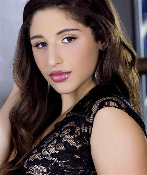 Vídeos Pornôs Com Abella Danger 2023